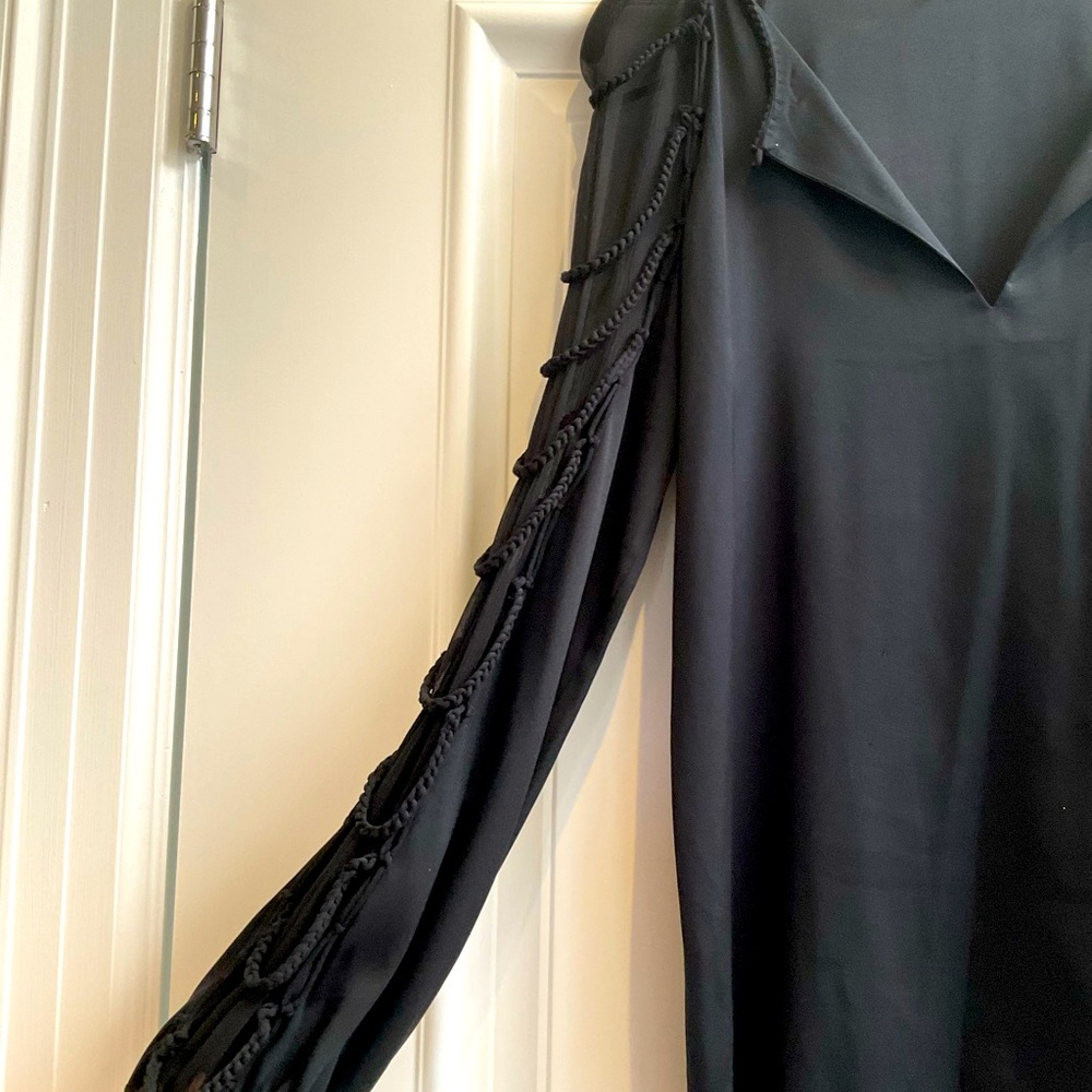 Ellie Tahari silk blouse